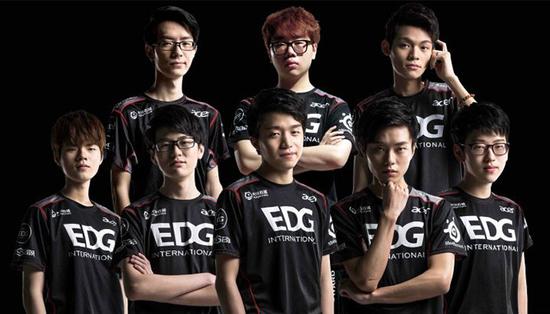 际舞台上闪 际舞台上闪